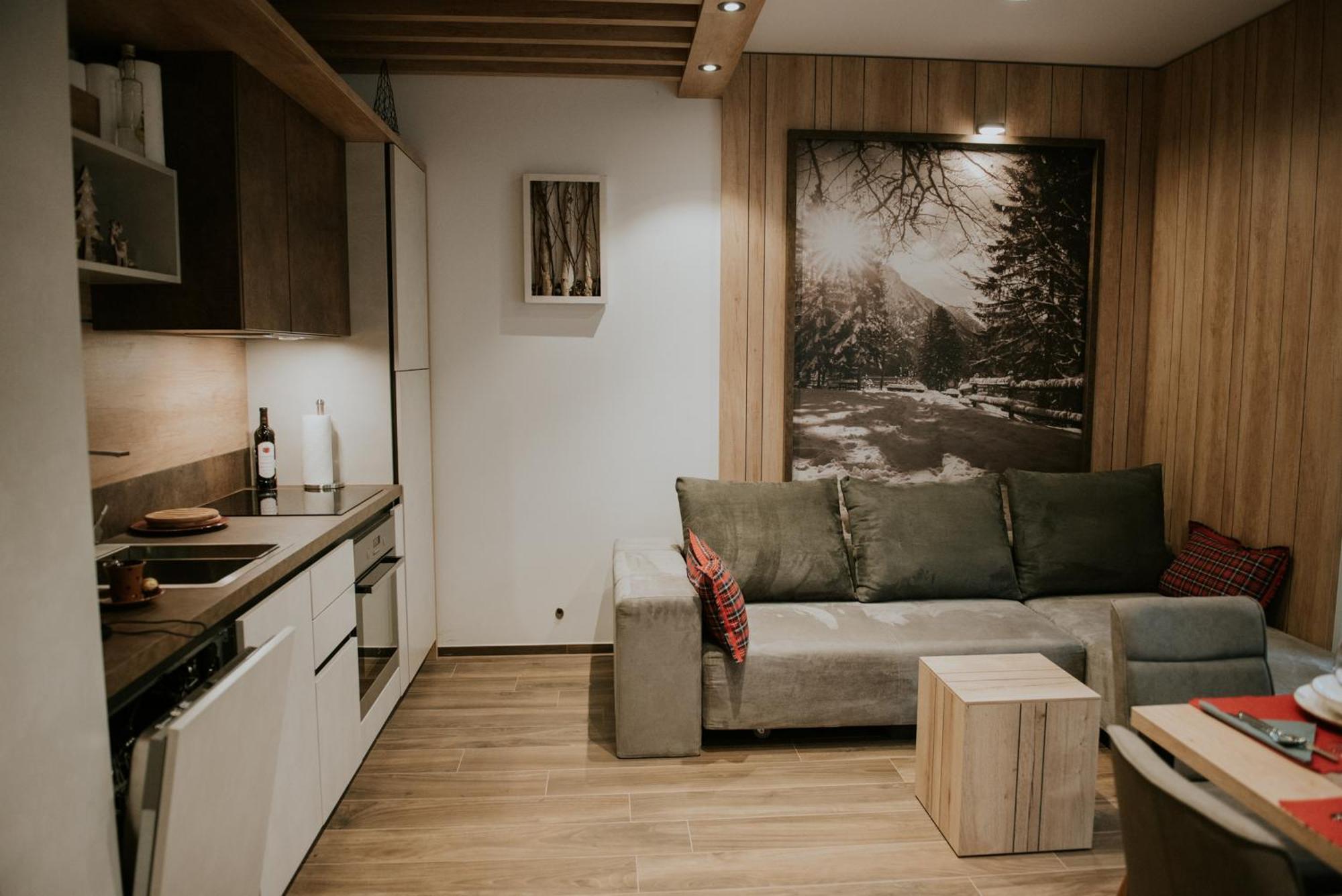 Vila Mojca Apartments Jasna & Jelka ครานสกา โกรา ภายนอก รูปภาพ