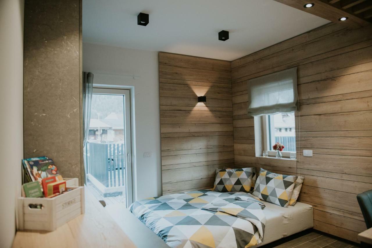Vila Mojca Apartments Jasna & Jelka ครานสกา โกรา ภายนอก รูปภาพ