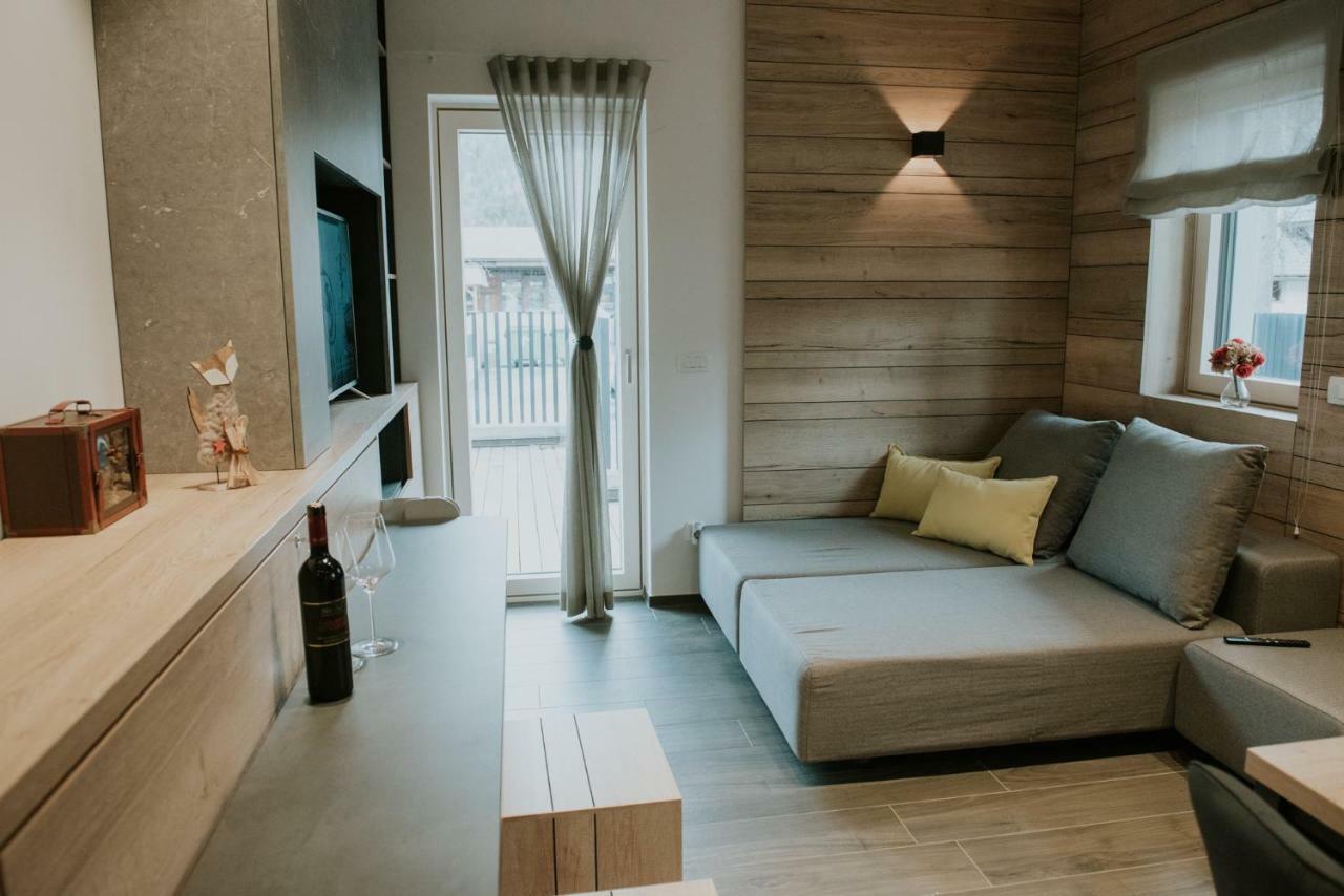 Vila Mojca Apartments Jasna & Jelka ครานสกา โกรา ภายนอก รูปภาพ