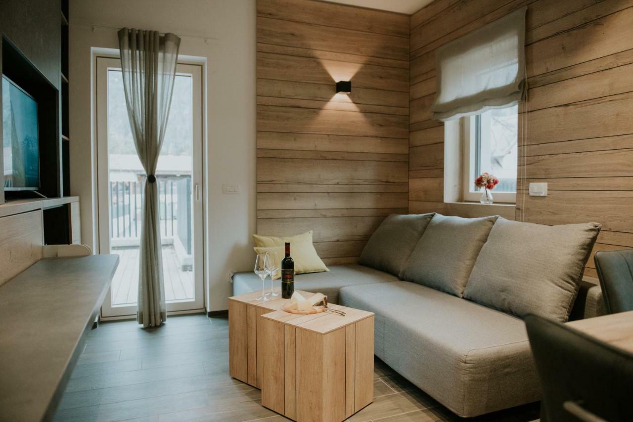 Vila Mojca Apartments Jasna & Jelka ครานสกา โกรา ภายนอก รูปภาพ