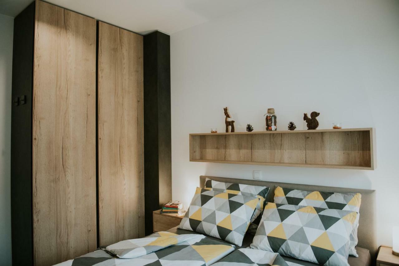 Vila Mojca Apartments Jasna & Jelka ครานสกา โกรา ภายนอก รูปภาพ