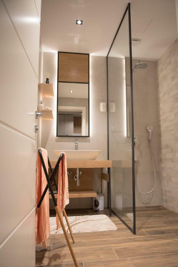 Vila Mojca Apartments Jasna & Jelka ครานสกา โกรา ภายนอก รูปภาพ