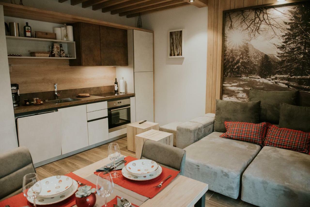 Vila Mojca Apartments Jasna & Jelka ครานสกา โกรา ภายนอก รูปภาพ